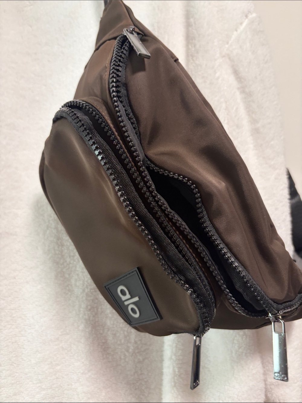 ALO Yoga Brown Waist Belt Bag with Double Zip Pockets